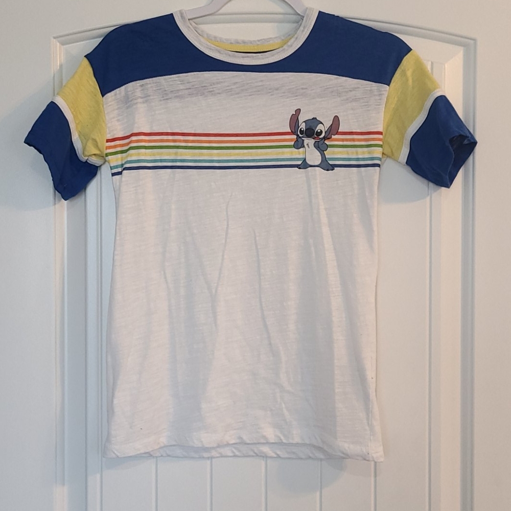 Disney JUNIORS  xs Stitch tshirt